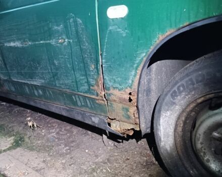 Зелений ВАЗ 2111, об'ємом двигуна 1.5 л та пробігом 150 тис. км за 800 $, фото 5 на Automoto.ua