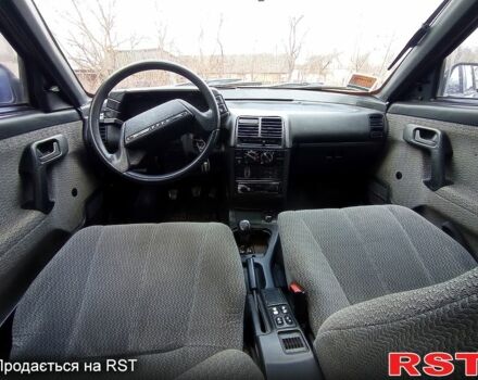 Зеленый ВАЗ 2111, объемом двигателя 1.5 л и пробегом 250 тыс. км за 750 $, фото 3 на Automoto.ua