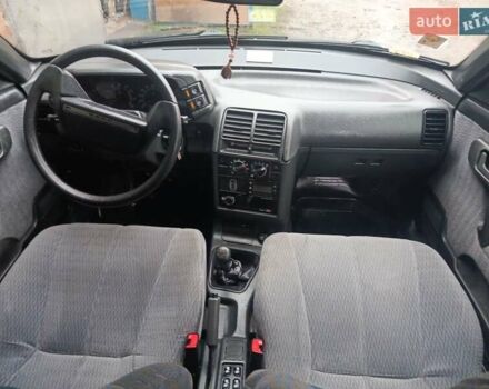 Зеленый ВАЗ 2111, объемом двигателя 1.5 л и пробегом 83 тыс. км за 1999 $, фото 18 на Automoto.ua