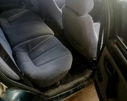 Зеленый ВАЗ 2111, объемом двигателя 1.5 л и пробегом 0 тыс. км за 1000 $, фото 2 на Automoto.ua