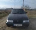 Зеленый ВАЗ 2111, объемом двигателя 1.5 л и пробегом 340 тыс. км за 1250 $, фото 1 на Automoto.ua