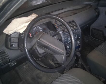 Зеленый ВАЗ 2111, объемом двигателя 1.5 л и пробегом 121 тыс. км за 1800 $, фото 5 на Automoto.ua