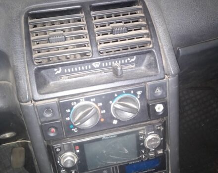 Зеленый ВАЗ 2111, объемом двигателя 1.5 л и пробегом 121 тыс. км за 1800 $, фото 4 на Automoto.ua