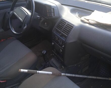 Зеленый ВАЗ 2111, объемом двигателя 1.5 л и пробегом 121 тыс. км за 1775 $, фото 4 на Automoto.ua