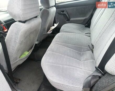 Зеленый ВАЗ 2111, объемом двигателя 1.5 л и пробегом 232 тыс. км за 1600 $, фото 4 на Automoto.ua