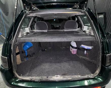 Зеленый ВАЗ 2111, объемом двигателя 1.5 л и пробегом 125 тыс. км за 1526 $, фото 2 на Automoto.ua