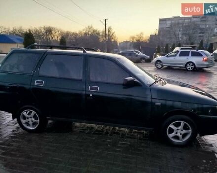 Зеленый ВАЗ 2111, объемом двигателя 1.5 л и пробегом 350 тыс. км за 1400 $, фото 2 на Automoto.ua