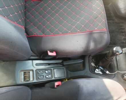 Зеленый ВАЗ 2111, объемом двигателя 1.5 л и пробегом 300 тыс. км за 2000 $, фото 5 на Automoto.ua