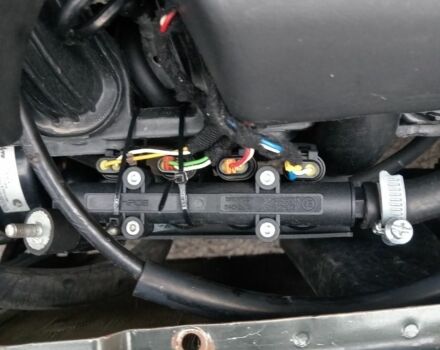 Зелений ВАЗ 2111, об'ємом двигуна 1.6 л та пробігом 255 тис. км за 2300 $, фото 11 на Automoto.ua