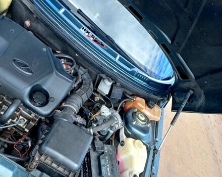 Зеленый ВАЗ 2111, объемом двигателя 1.6 л и пробегом 183 тыс. км за 2700 $, фото 11 на Automoto.ua