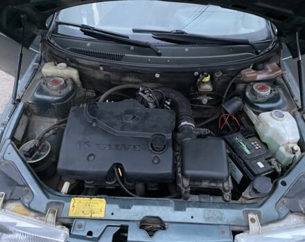 Зеленый ВАЗ 2111, объемом двигателя 1.6 л и пробегом 186 тыс. км за 2200 $, фото 7 на Automoto.ua