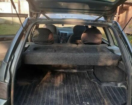 Зеленый ВАЗ 2111, объемом двигателя 1.6 л и пробегом 500 тыс. км за 1100 $, фото 2 на Automoto.ua