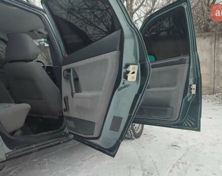 Зеленый ВАЗ 2111, объемом двигателя 1.6 л и пробегом 100 тыс. км за 3500 $, фото 10 на Automoto.ua