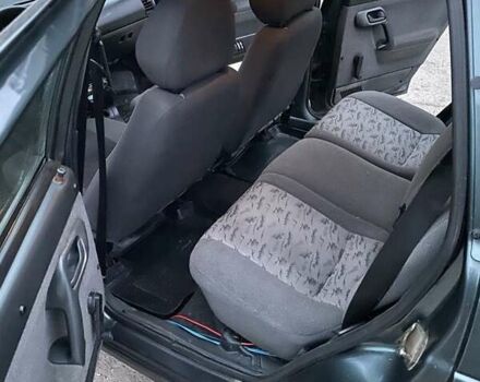 Зеленый ВАЗ 2111, объемом двигателя 1.6 л и пробегом 186 тыс. км за 2200 $, фото 4 на Automoto.ua