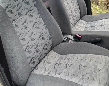 Зеленый ВАЗ 2111, объемом двигателя 1.6 л и пробегом 350 тыс. км за 1200 $, фото 6 на Automoto.ua