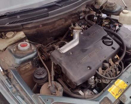 Зеленый ВАЗ 2111, объемом двигателя 1.6 л и пробегом 200 тыс. км за 3600 $, фото 1 на Automoto.ua