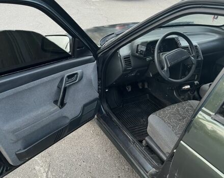 Зеленый ВАЗ 2111, объемом двигателя 1.6 л и пробегом 249 тыс. км за 1200 $, фото 12 на Automoto.ua