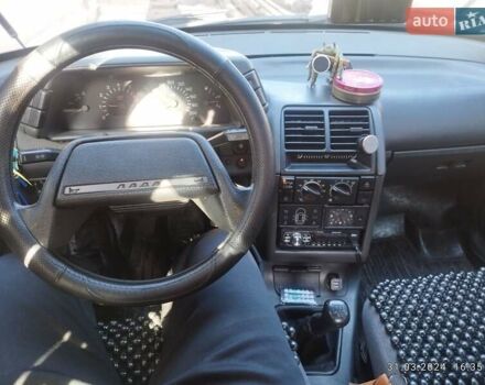 Зелений ВАЗ 2111, об'ємом двигуна 1.6 л та пробігом 288 тис. км за 2000 $, фото 4 на Automoto.ua