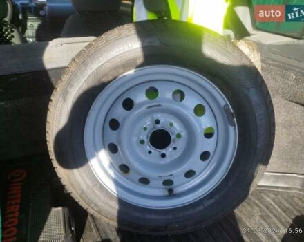 Зелений ВАЗ 2111, об'ємом двигуна 1.6 л та пробігом 288 тис. км за 2000 $, фото 8 на Automoto.ua