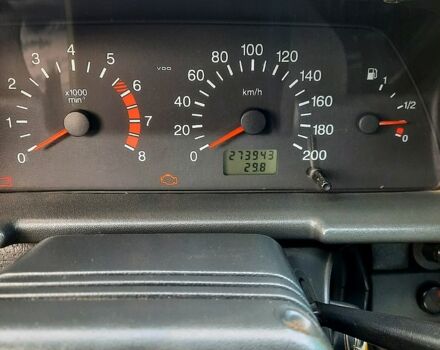 Зеленый ВАЗ 2111, объемом двигателя 1.6 л и пробегом 280 тыс. км за 2200 $, фото 6 на Automoto.ua