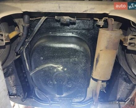 Зелений ВАЗ 2111, об'ємом двигуна 1.6 л та пробігом 288 тис. км за 2000 $, фото 18 на Automoto.ua