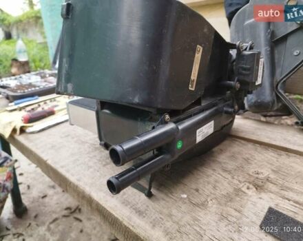 Зелений ВАЗ 2111, об'ємом двигуна 1.6 л та пробігом 288 тис. км за 2000 $, фото 17 на Automoto.ua