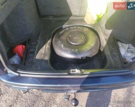 Зелений ВАЗ 2111, об'ємом двигуна 1.6 л та пробігом 288 тис. км за 2000 $, фото 11 на Automoto.ua