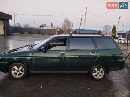 Зеленый ВАЗ 2111, объемом двигателя 1.5 л и пробегом 350 тыс. км за 1400 $, фото 1 на Automoto.ua