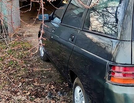 ВАЗ 2111 2005 в Красноград на Automoto.ua Зеленый ВАЗ 2111, объемом двигателя 16 л и пробегом 300 тыс. км за 1250 $, фото 1 на Automoto.ua
