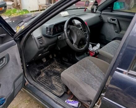 Черный ВАЗ 2112, объемом двигателя 1.5 л и пробегом 94 тыс. км за 1400 $, фото 6 на Automoto.ua