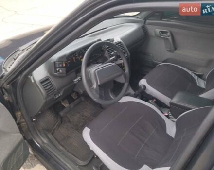 Черный ВАЗ 2112, объемом двигателя 1.6 л и пробегом 104 тыс. км за 2400 $, фото 5 на Automoto.ua