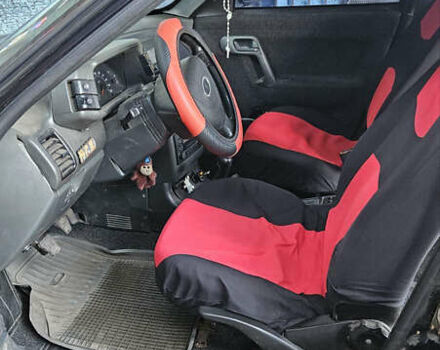 Черный ВАЗ 2112, объемом двигателя 1.6 л и пробегом 290 тыс. км за 2150 $, фото 8 на Automoto.ua