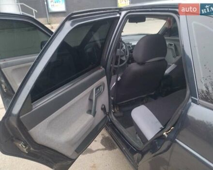 Черный ВАЗ 2112, объемом двигателя 1.6 л и пробегом 104 тыс. км за 2400 $, фото 4 на Automoto.ua