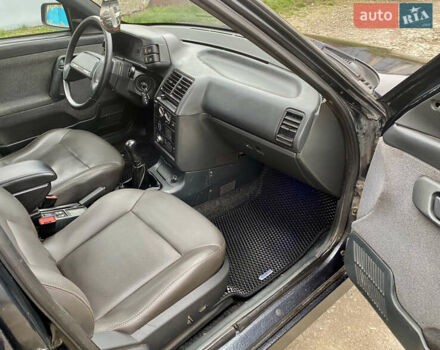 Чорний ВАЗ 2112, об'ємом двигуна 1.6 л та пробігом 250 тис. км за 1999 $, фото 7 на Automoto.ua