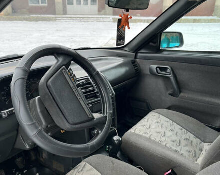 Черный ВАЗ 2112, объемом двигателя 1.6 л и пробегом 233 тыс. км за 2400 $, фото 9 на Automoto.ua