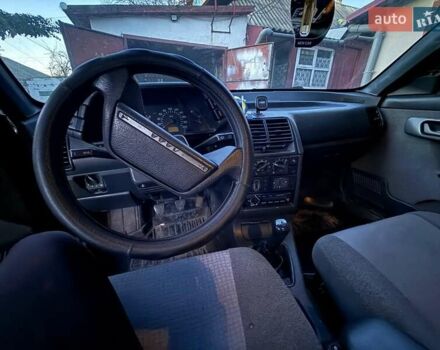 Черный ВАЗ 2112, объемом двигателя 1.6 л и пробегом 170 тыс. км за 2000 $, фото 2 на Automoto.ua