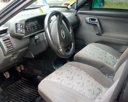 Чорний ВАЗ 2112, об'ємом двигуна 1.6 л та пробігом 210 тис. км за 2199 $, фото 8 на Automoto.ua