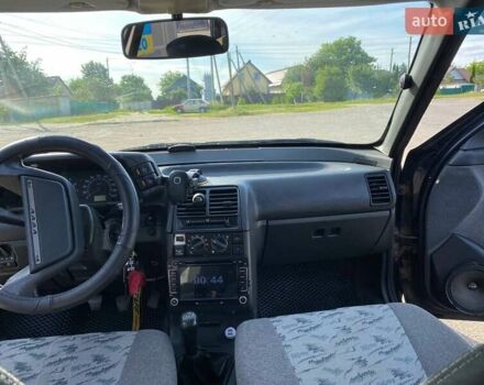 Черный ВАЗ 2112, объемом двигателя 1.6 л и пробегом 180 тыс. км за 2000 $, фото 8 на Automoto.ua