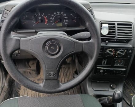 Черный ВАЗ 2112, объемом двигателя 1.6 л и пробегом 342 тыс. км за 712 $, фото 5 на Automoto.ua