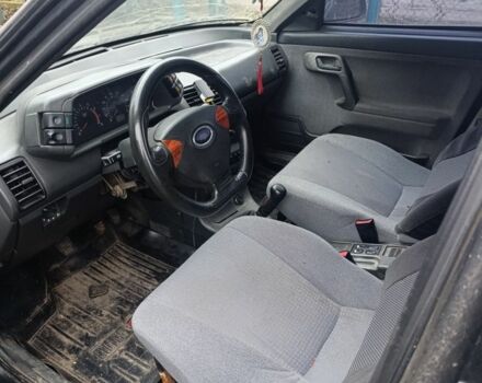 Черный ВАЗ 2112, объемом двигателя 1.6 л и пробегом 300 тыс. км за 800 $, фото 4 на Automoto.ua