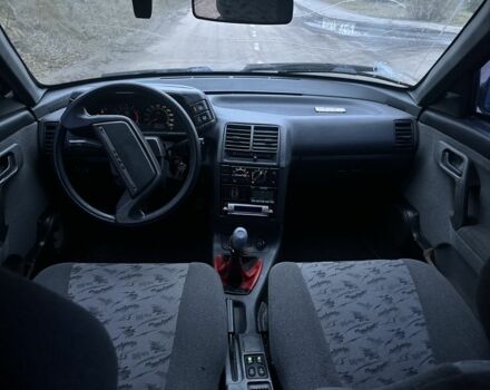 Чорний ВАЗ 2112, об'ємом двигуна 1.6 л та пробігом 194 тис. км за 1799 $, фото 4 на Automoto.ua