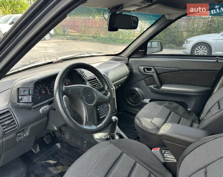 Черный ВАЗ 2112, объемом двигателя 1.6 л и пробегом 232 тыс. км за 1600 $, фото 12 на Automoto.ua