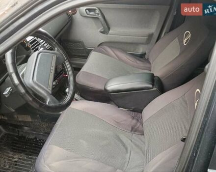 Черный ВАЗ 2112, объемом двигателя 1.6 л и пробегом 140 тыс. км за 2400 $, фото 4 на Automoto.ua