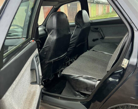 Чорний ВАЗ 2112, об'ємом двигуна 1.6 л та пробігом 126 тис. км за 2100 $, фото 3 на Automoto.ua