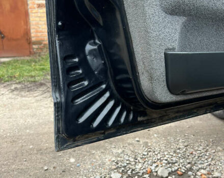 Чорний ВАЗ 2112, об'ємом двигуна 1.6 л та пробігом 126 тис. км за 2100 $, фото 6 на Automoto.ua