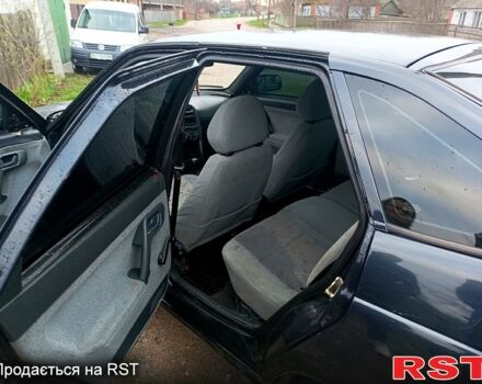 Черный ВАЗ 2112, объемом двигателя 1.6 л и пробегом 0 тыс. км за 1150 $, фото 8 на Automoto.ua