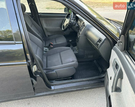 Чорний ВАЗ 2112, об'ємом двигуна 1.6 л та пробігом 230 тис. км за 2199 $, фото 8 на Automoto.ua
