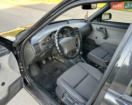 Чорний ВАЗ 2112, об'ємом двигуна 1.6 л та пробігом 230 тис. км за 2199 $, фото 7 на Automoto.ua