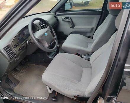 Черный ВАЗ 2112, объемом двигателя 1.6 л и пробегом 158 тыс. км за 2500 $, фото 24 на Automoto.ua