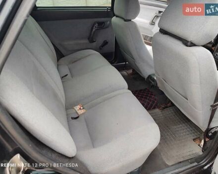 Черный ВАЗ 2112, объемом двигателя 1.6 л и пробегом 158 тыс. км за 2400 $, фото 38 на Automoto.ua